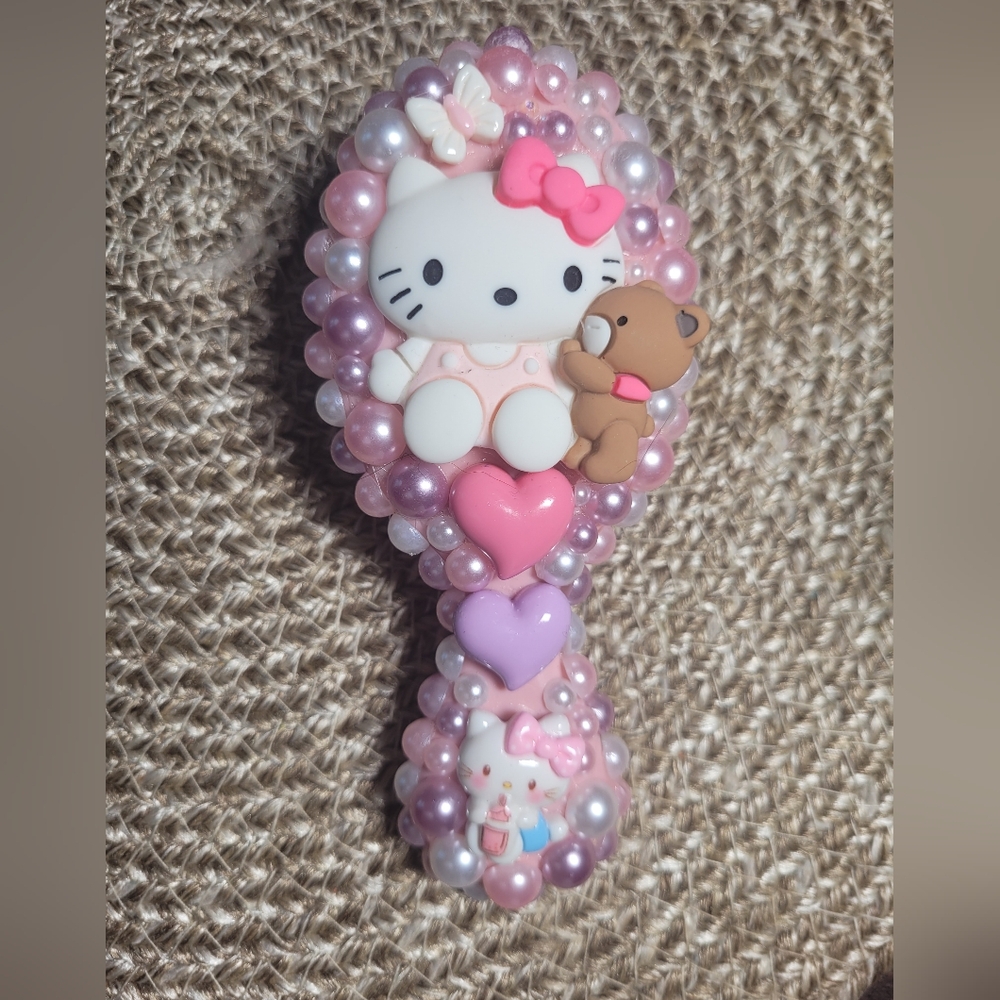 Beautiful, hand-decorated, handmade hairbrush. Sanrio Hello Kitty